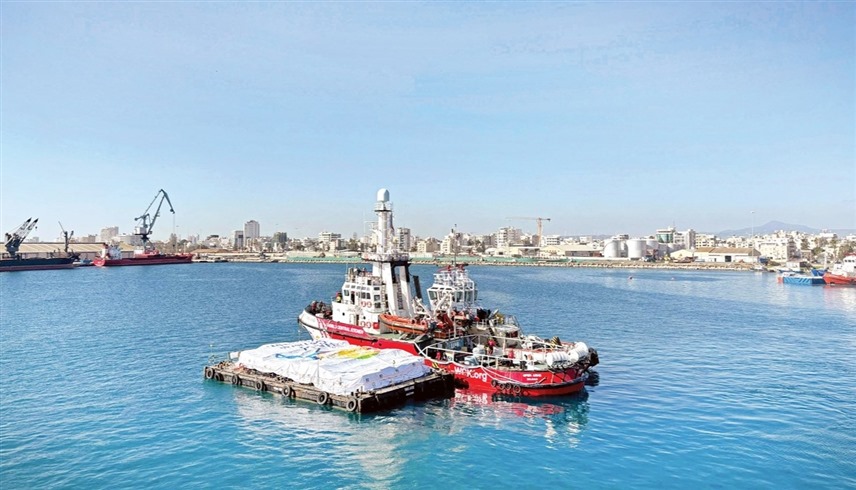 سفينة "أوبن آرمز" تغادر لارنكا في قبرص (رويترز)