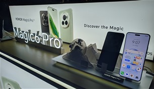 فتح باب الطلب المسبق لهاتف HONOR Magic 6 Pro في الإمارات