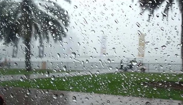 أمطار خفيفة على الإمارات غداً الجمعة