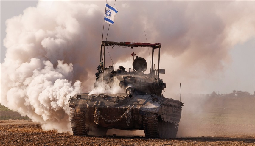 دبابة إسرائيلية في غزة (بلومبرغ)