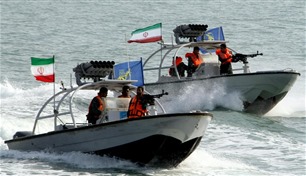 احتجزتها في الخليج.. إيران تنوي الإفراج عن طاقم سفينة مملوكة لإسرائيل