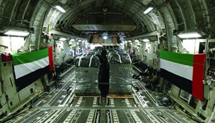 الإمارات تنفذ الإنزال الجوي الـ 49 للمساعدات على شمال غزة