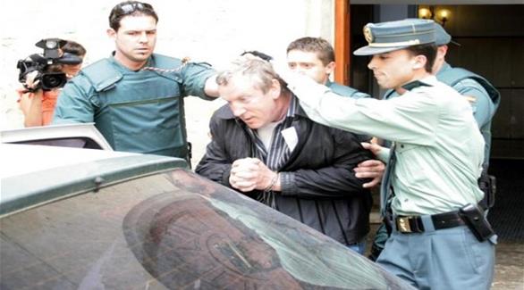 اعتقال زعيم مافيا تامبوفسكايا غينادي بتروف في مايوركا الإسبانية سنة 2008(لافنغوارديا)