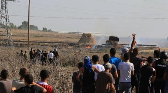 اندلاع مواجهات بين عشرات الشبان وقوات الاحتلال الإسرائيلية شرق غزة أرشيف)