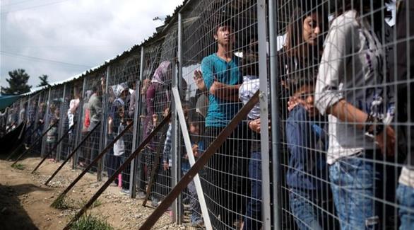 الشرطة اليونانية تبدأ بإخلاء مخيم إيدوميني للاجئين دون استخدام القوة (أرشيف)