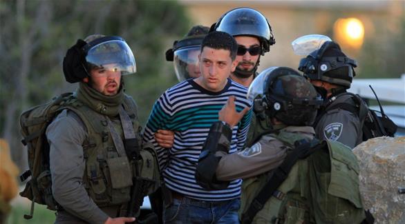 اعتقال شاب فلسطيني (أرشيف)