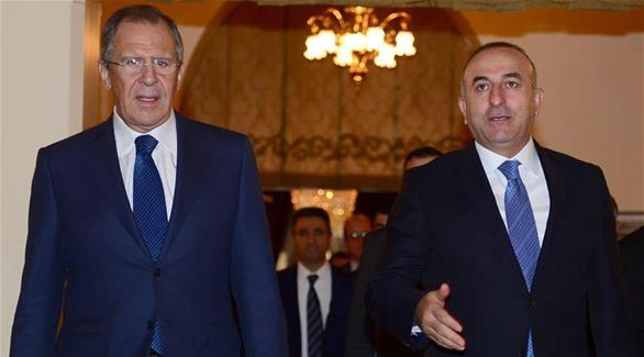 وزير الخارجية الروسي سيرغي لافروف ونظيرة التركي أوغلو (أرشيف)