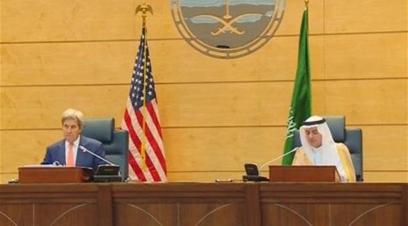 وزير الخارجية السعودي عادل الجبير ونظيره الأمريكي جون كيري خلال المؤتمر الصحافي في جدة (أرشيف)