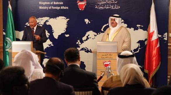 وزير الخارجية البحريني والأمين العام لجامعة الدول العربية (أرشيف)