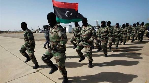 عناصر من الجيش الليبي في أحد الاستعراضات العسكرية (أرشيف)