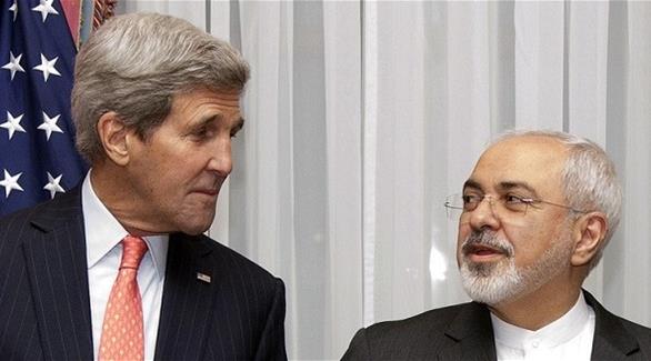 وزيرا الخارجية الأمريكي جون كيري والإيراني محمد جواد ظريف (أرشيف)