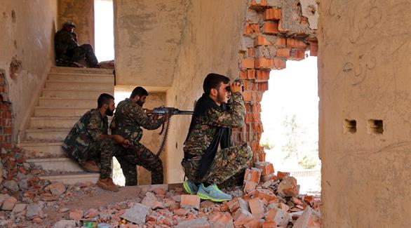 عناصر من وحدات حماية الشعب الكردية في سوريا (أرشيف)