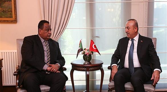 وزيرا الخارجية التركي مولود جاووش أوغلو والسوداني إبراهيم الغندور (صباح ديلي)