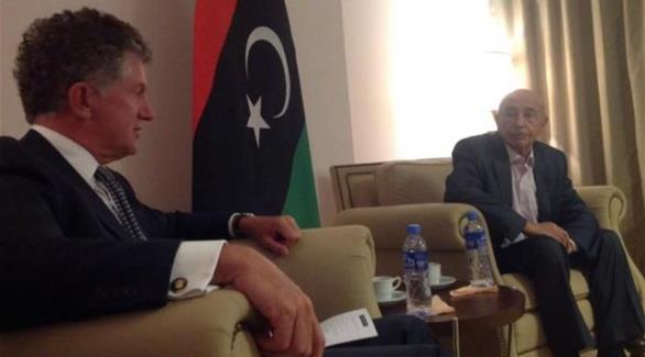 المبعوث البريطانى إلى ليبيا جوناثان باول برفقة رئيس البرلمان عقيلة صالح قويدر