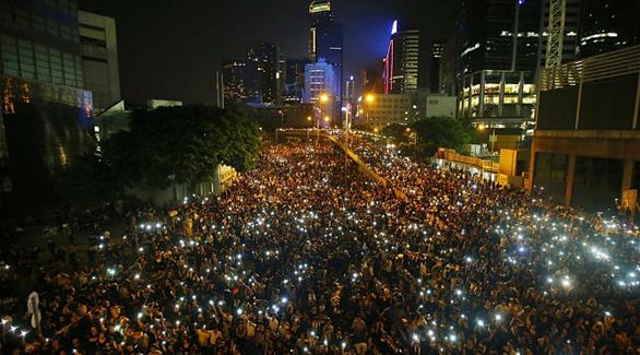 قراصنة برمجيات تخترق هواتف المحتجين في هونغ كونغ (أرشيف)