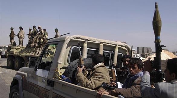 مسلحو الحوثي يتجمعون عند المدخل الشرقي لمحافظة تعز اليمنية (أرشيف)
