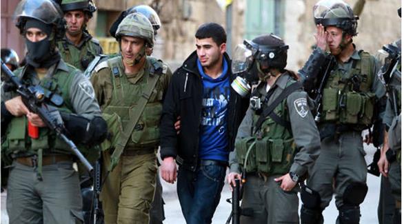 قوات إسرائيلية تعتقل 5 فلسطينيين في الضفة الغربية (أرشيف)