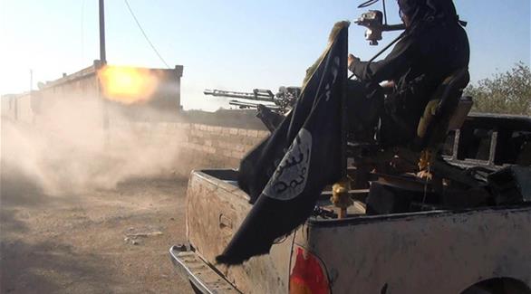 داعش يجدد حصاره على محيط مطار دير الزور (أرشيف)