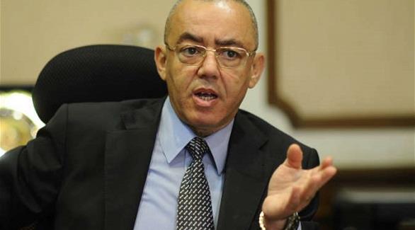 وزير الطيران المدني المصري الطيار حسام كمال (أرشيف)