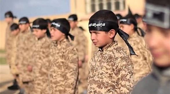 جانب من الأطفال المجندين لدى داعش (المصدر)