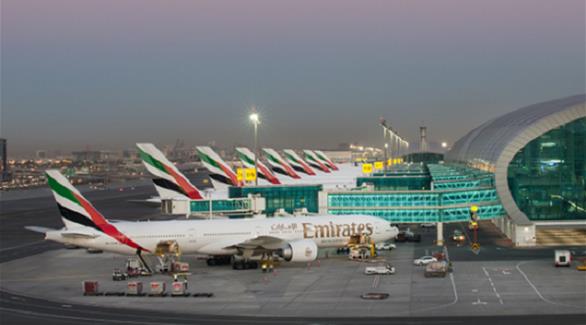 مطار دبي يستعد إلى رفع طاقة استيعابه إلى 90 مليون مسافر بعد افتتاح "كونكورس دي"(أرشيف)