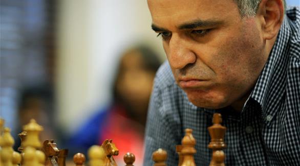 بطل العالم السابق في الشطرنج وأحد المعارضين الروس البارزين غاري كاسباروف