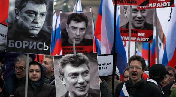 مظاهرات تنديداً بقتل نيمتسوف(أ ف ب)