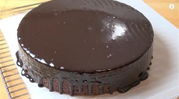 أسهل طريقة لتحضير كعكة الشوكولاته (لايف هاك)