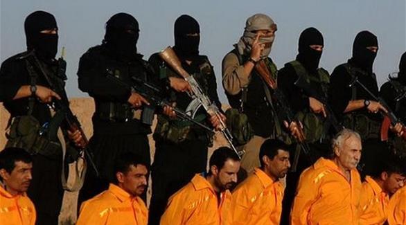 عناصر الحشد الشعبي الذين أعدمهم داعش (تويتر)