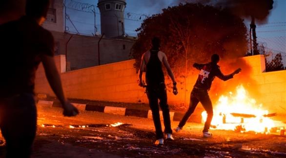 مواجهات بين شبان فلسطينيين والقوات الإسرائيلية في القدس (أرشيف)