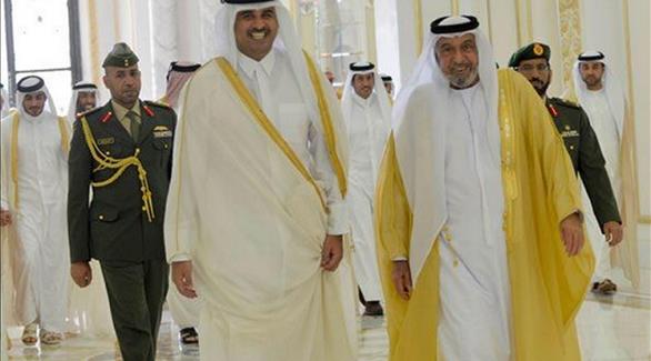 رئيس الدولة الشيخ خليفة بن زايد آل نهيان وأمير قطر الشيح تميم بن حمد آل ثاني (أرشيف)
