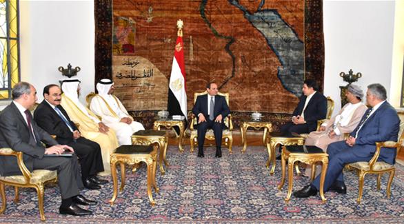 الرئيس المصري خلال اجتماعه وعدد من الوزراء العرب (المصدر)