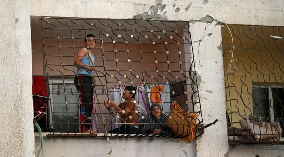 آثار القصف الإسرائيلي على غزة (رويترز)