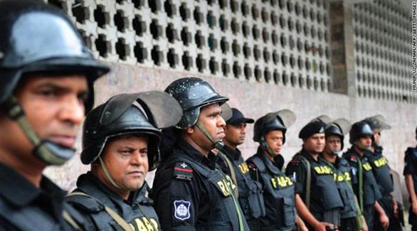 عناصر من الشرطة في بنغلاديش (أرشيف)