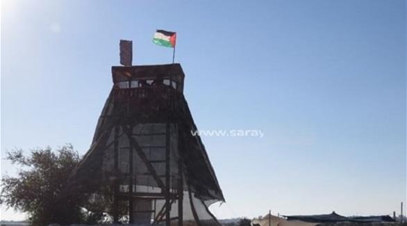 برج المراقبة الذي أقامته سرايا القدس قرب الحدود الإسرائيلية (معا)