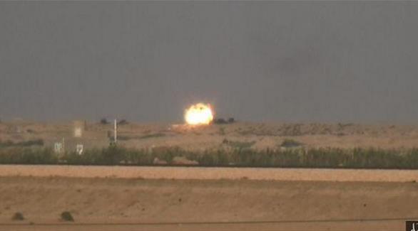 لقطة بثها تنظيم داعش لتدمير الدبابة (تويتر)