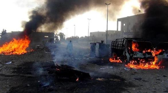 اشتعال النيران في المركبات بالحرب ضد داعش (أرشيف)