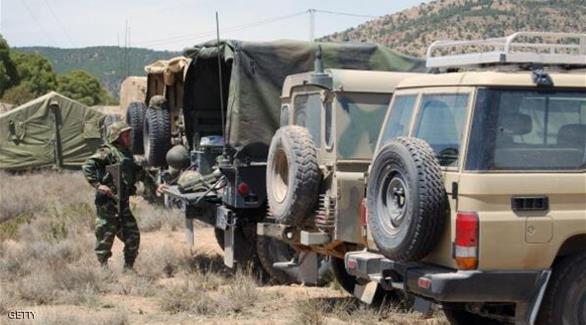 تونس: مقتل 4 جنود في انقلاب شاحنة عسكرية 201508171141844