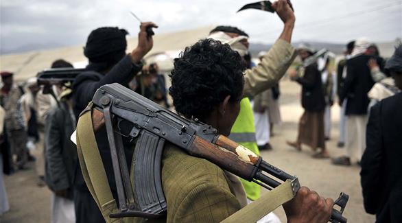 اشتباكات عنيفة تدور بين قبائل الزرانيق والحوثيين(أرشيف)