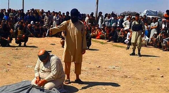 داعش يتخلص من قيادياً بإعدامه بالرصاص لاختلافه مع قيادات للتنظيم وسط الرقة (أرشيف)