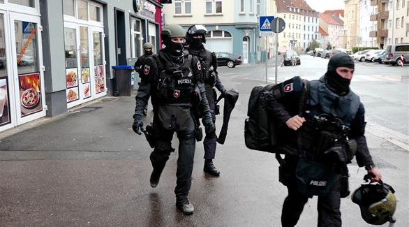 عناصر من مكافحة الإرهاب في ألمانيا (اي بي ايه)