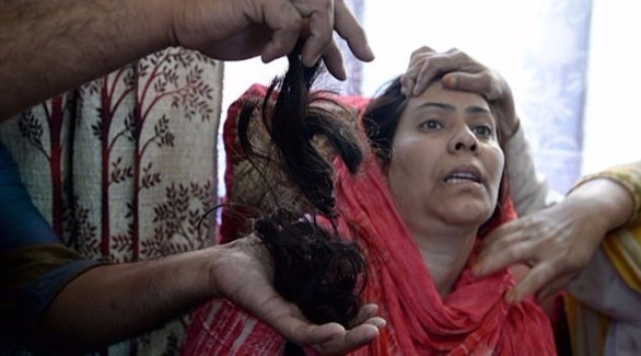هندية تعرضت لقص شعرها على يد مجهول (ديلي ميل)