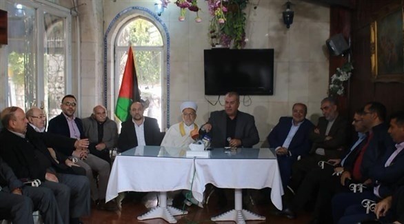شخصيات دينية وسياسية فلسطينية تعقد مؤتمراً للرد على القرار الأمريكي حول القدس (24)