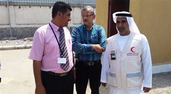 رئيس فريق الهلال الأحمر الإماراتي في عدن عبد الله المزروعي (وام)