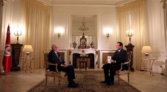 السبسي أثناء المقابلة مع القناة الفرنسية (الرئاسة التونسية)
