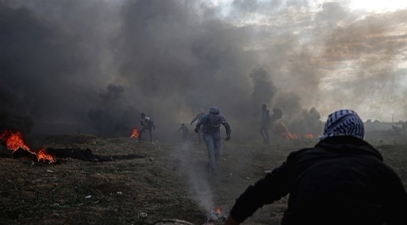 مواجهات بين شبان فلسطينيين وجيش الاحتلال على حدود غزة (إ ب أ)