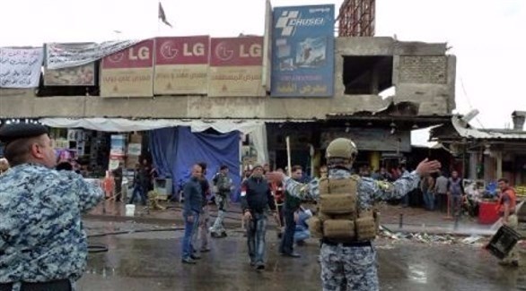 قوات عراقية تنتشر في مكان تفجير في الموصل.(أرشيف)