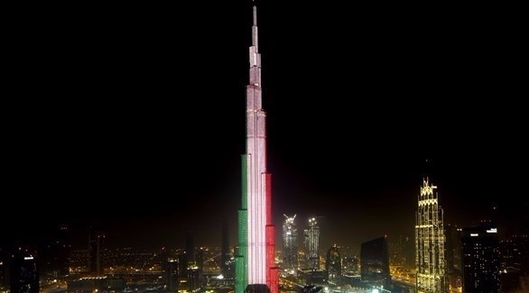 برج خليفة يتزين بمناسبة اليوم الوطني لدولة الكويت 