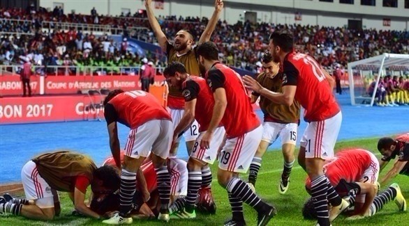 لاعبو منتخب مصر بعد الهدف الأول (إ ب أ)