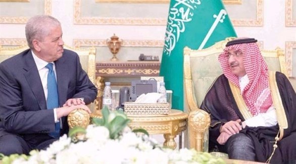 ولي العهد السعودي الأمير محمد بن نايف آل سعود ورئيس الوزراء الجزائري عبد المالك سلال (أرشيف)